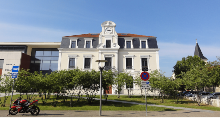 Saint-Fons  (69190)